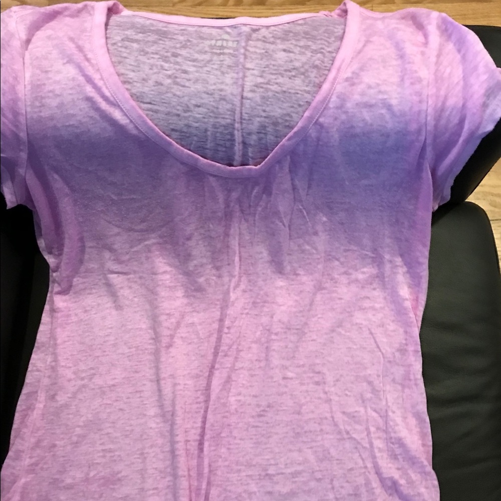 Athleta shirt